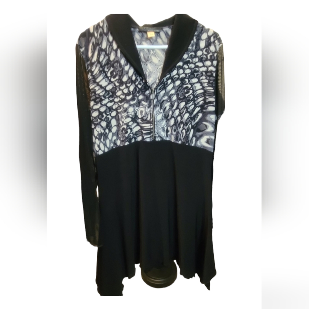 🐰Rare Carole Tremblay Tunic